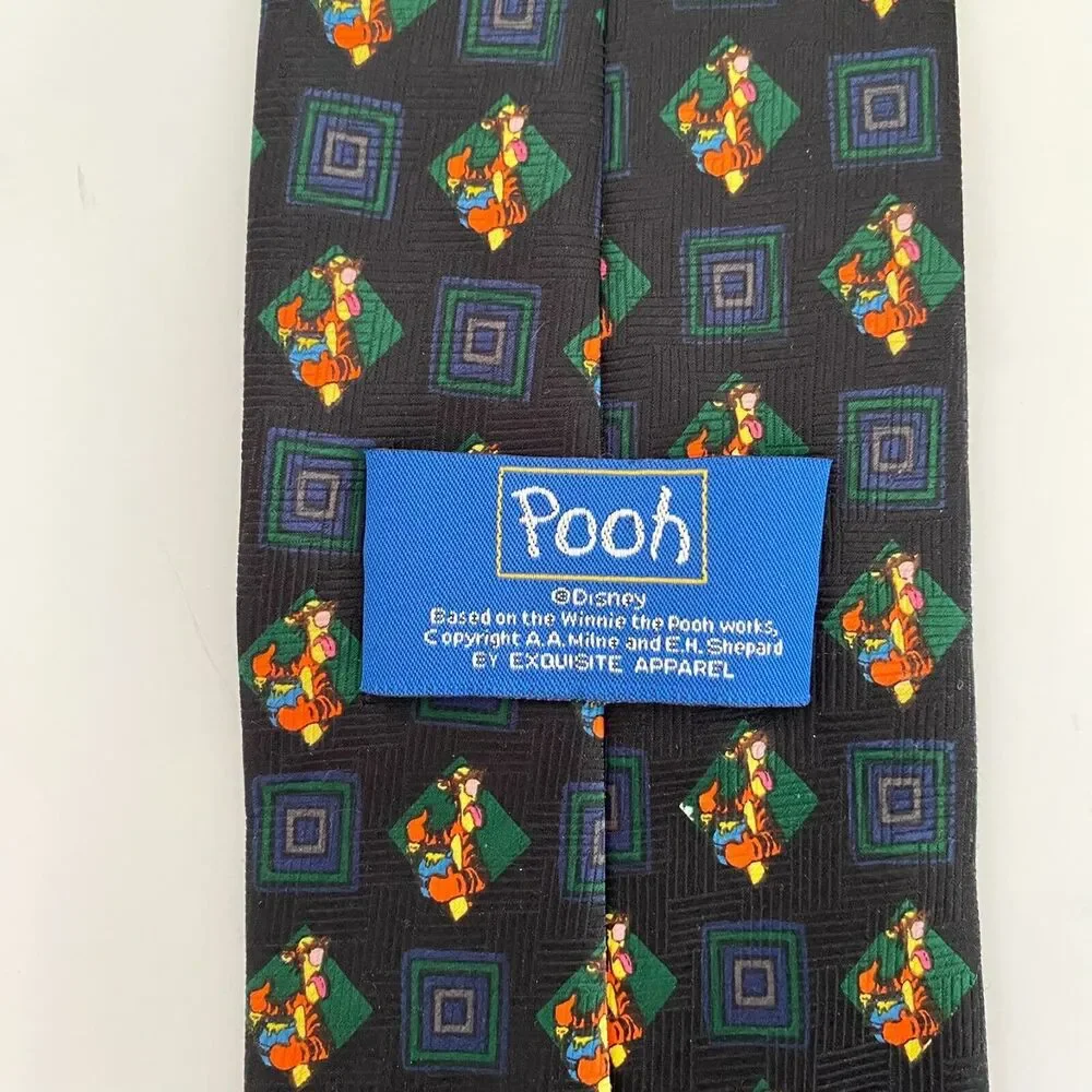 Vintage Pooh & Tigger‎ Neck Tie 100% Polyester Made In Korea 58'x3.7